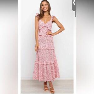 Nwot petal + pup Aspa tiered maxi floral ruffle dress spring party wedding $128